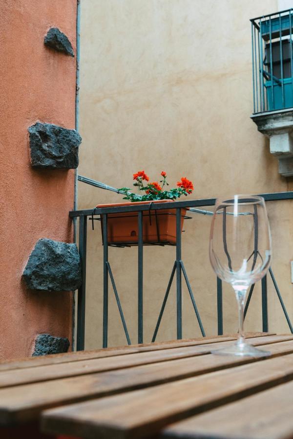Casta Diva Holiday Rooms Catania Exterior photo