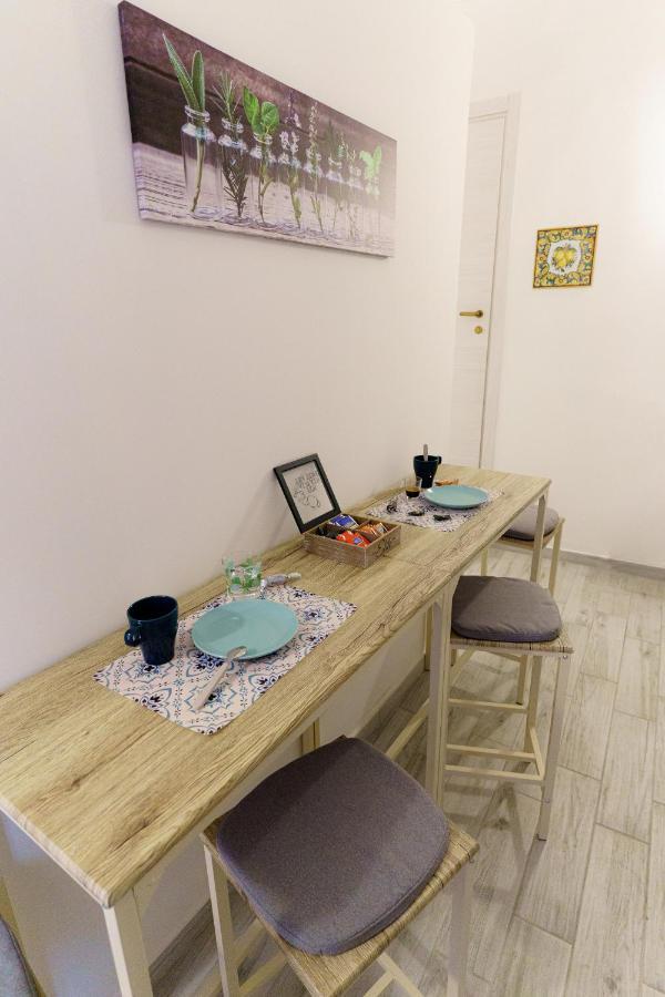 Casta Diva Holiday Rooms Catania Exterior photo